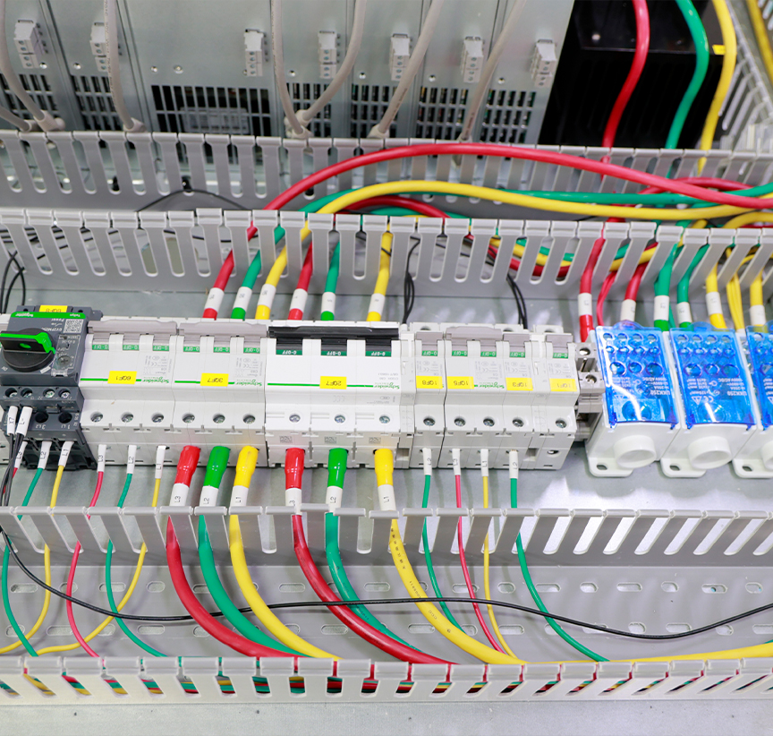 低压配电柜母排系统升级，提升整体运行可靠性